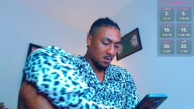 Snapshot of yosoy_enzo2020 chatting on May 15, 3:24 am yosoy enzo2020 online show from May 15, 3:24 am