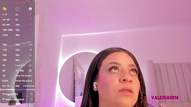 Snapshot of sarah-bonneth chatting on February 16, 7:16 pm sarah-bonneth online show from February 16, 7:16 pm