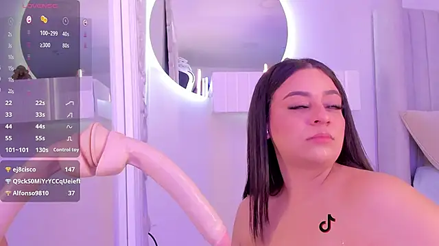 Snapshot of sarah-bonneth chatting on March 15, 5:48 pm sarah-bonneth online show from March 15, 5:48 pm