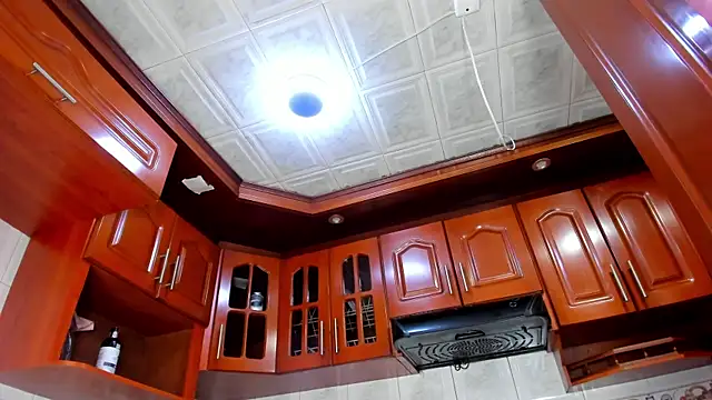 MelissaaCortes online show from February 13, 1:40 am