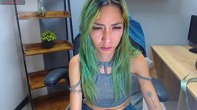 Erika Stevens online show from November 8, 12:11 am