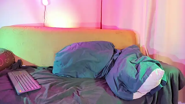 axel giracr online show from November 21, 9:46 pm