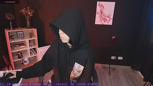  WednesdayFriday  online show from December 15, 9:31 pm