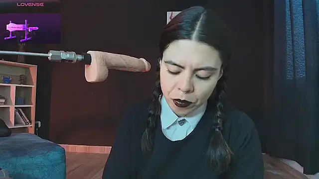  WednesdayFriday  online show from February 23, 5:18 pm