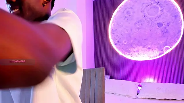 JacksonMuller  online show from January 6, 2:10 pm