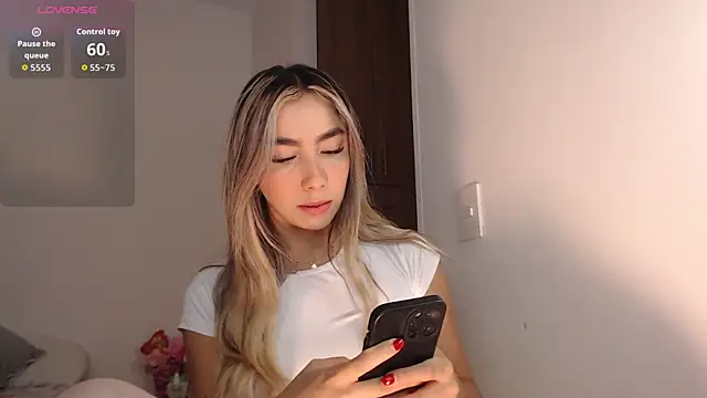 Snapshot of Marian_se chatting on October 12, 10:42 pm Marian se online show from October 12, 10:42 pm