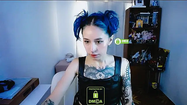 dakota senju online show from December 13, 2:38 pm