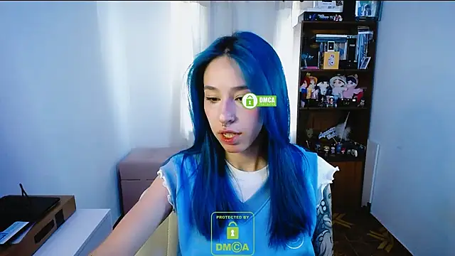 dakota senju online show from December 15, 1:00 pm