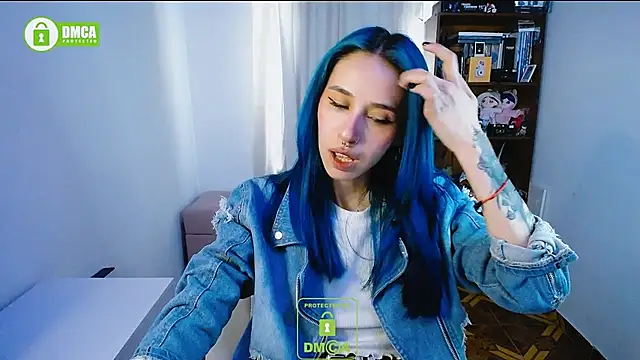 dakota senju online show from December 18, 8:25 pm