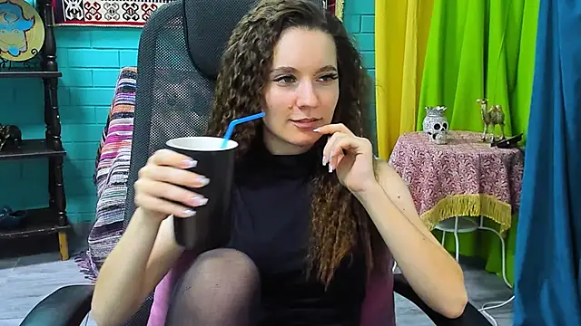 Snapshot of Miss_Barbara_ chatting on February 7, 1:53 pm Miss Barbara online show from February 7, 1:53 pm