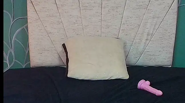 Snapshot of MariamCute_ chatting on March 10, 10:34 pm MariamCute online show from March 10, 10:34 pm