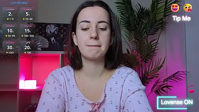 SweetieKendl online show from March 8, 9:18 pm