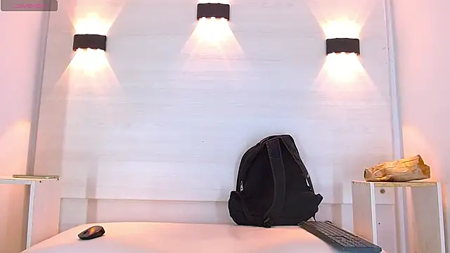 jeic 18 online show from October 11, 12:58 pm