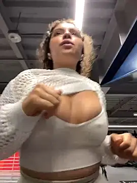 Nathcurly  online show from December 24, 6:11 am