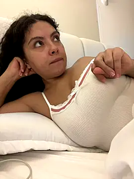 Nathcurly  online show from September 8, 8:08 pm