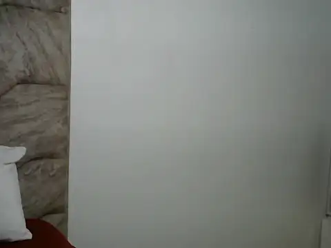 kitty dreamy online show from April 3, 8:40 pm