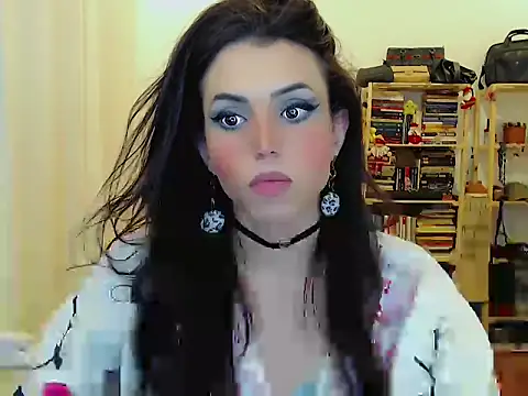 Snapshot of Sophie_Fantasys chatting on November 23, 5:46 pm Sophie Fantasys online show from November 23, 5:46 pm