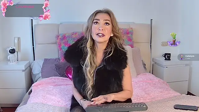 EvelinaGrey online show from October 7, 2:25 pm