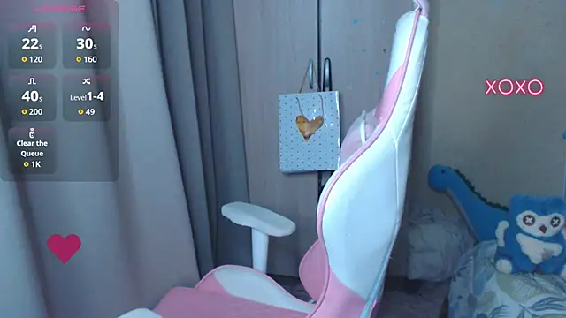 LeahGottty online show from December 17, 2:17 am