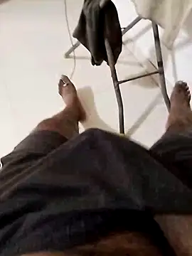 Snapshot of findmemylove chatting on January 9, 3:47 am findmemylove online show from January 9, 3:47 am