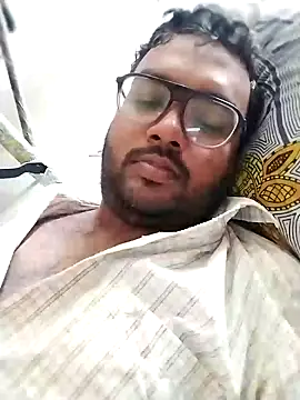 Snapshot of findmemylove chatting on January 26, 9:08 am findmemylove online show from January 26, 9:08 am