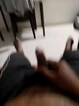 Snapshot of findmemylove chatting on October 16, 6:53 pm findmemylove online show from October 16, 6:53 pm