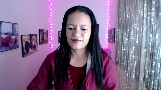 Cristal w online show from February 10, 4:14 pm