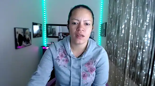 Cristal w online show from March 20, 3:36 pm