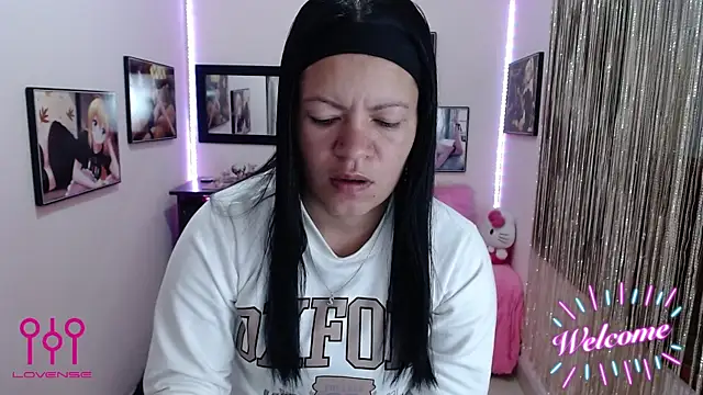 Cristal w online show from October 23, 1:10 pm