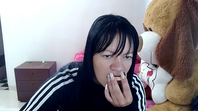 Cristal w online show from February 17, 2:57 pm