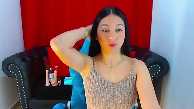 Lila Pinky online show from February 17, 1:42 pm