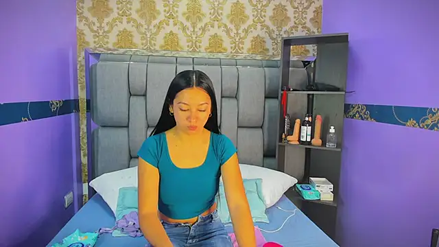 Lila Pinky online show from October 2, 12:34 pm