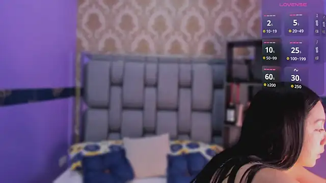 Lila Pinky online show from November 28, 12:41 pm