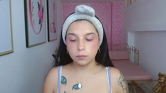 Small naughty  online show from June 4, 1:06 pm