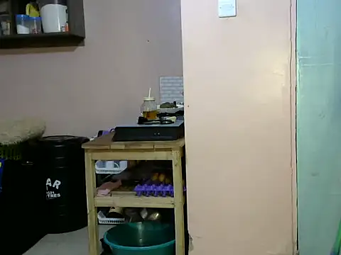 slender-qwene online show from November 17, 9:09 pm