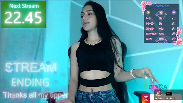 lilylouisee online show from January 22, 8:49 pm