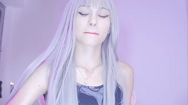 Snapshot of Stryxcy chatting on February 14, 5:51 am Stryxcy online show from February 14, 5:51 am