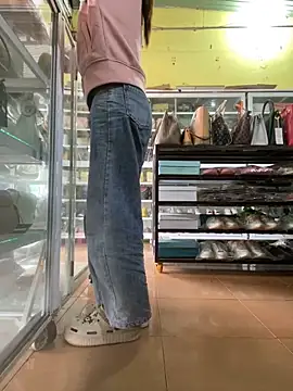 Rosa 998 online show from January 2, 9:33 am