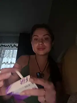 ellie ssexy online show from January 10, 4:54 am