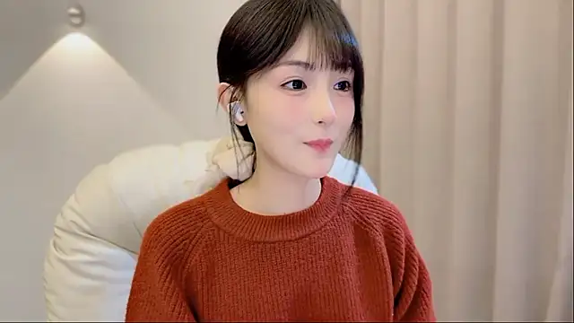 SHUIshui  online show from November 10, 1:10 pm