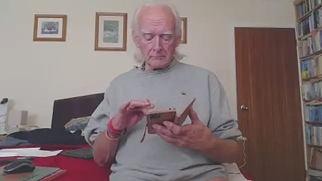 WaverlyKernow online show from October 26, 10:54 am