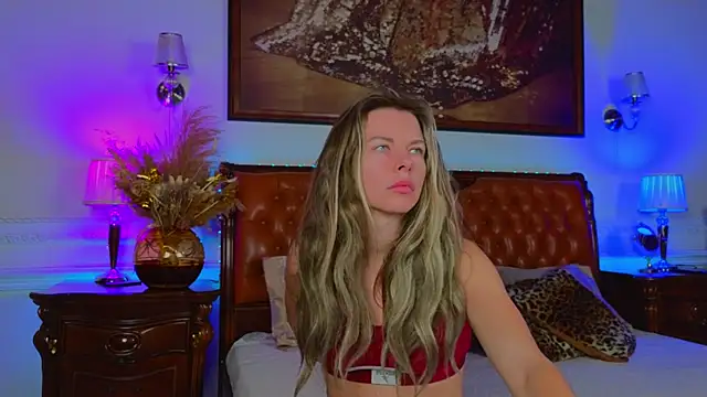 Real Tini online show from November 7, 6:02 am