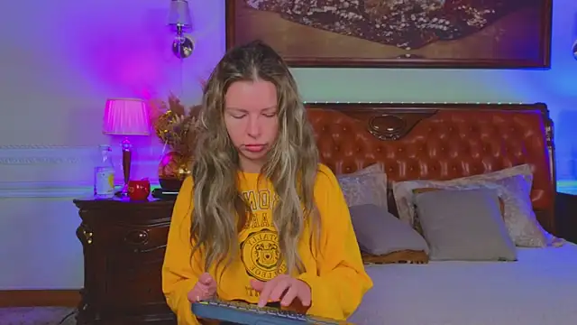 Real Tini online show from November 25, 6:35 am