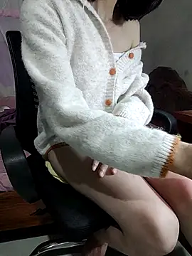 Snapshot of _Vitamin_Sex_ chatting on December 5, 2:36 pm Vitamin Sex online show from December 5, 2:36 pm