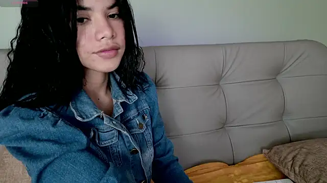 Snapshot of were-Naughty chatting on February 6, 4:25 pm were-Naughty online show from February 6, 4:25 pm