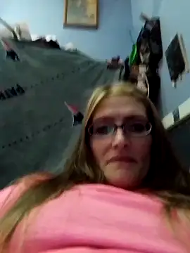 Snapshot of beelzebubblesxo chatting on September 24, 12:58 am beelzebubblesxo online show from September 24, 12:58 am