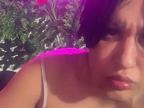 BareSlut6666LA online show from November 4, 7:02 pm