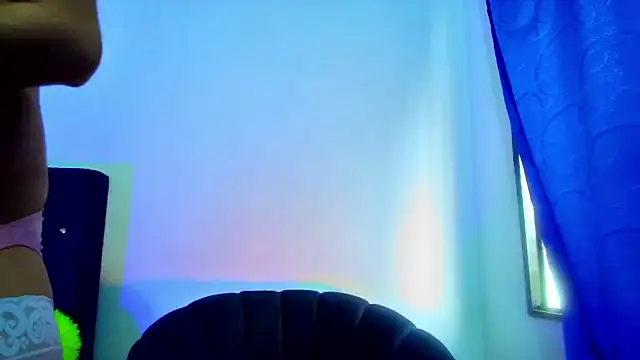 Snapshot of Aliice_Doll chatting on September 22, 8:33 pm Aliice Doll online show from September 22, 8:33 pm