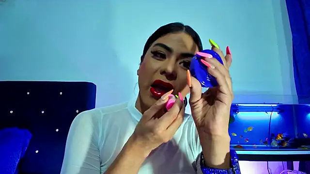 Aliice Doll online show from April 21, 1:42 am