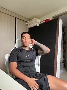 sendfer online show from March 20, 7:08 pm